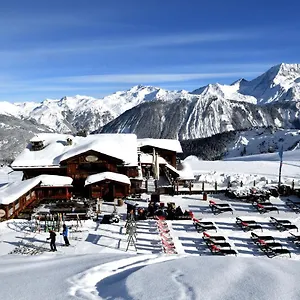 Aparthotel 3 Etoiles -restaurant Le Pilatus, Courchevel