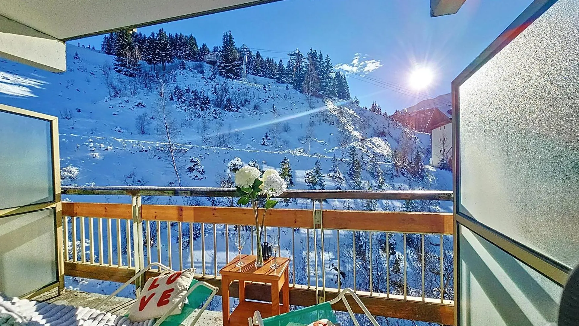 Courchevel 1650 - Mountain View - Snow Front 2S03 Apartment