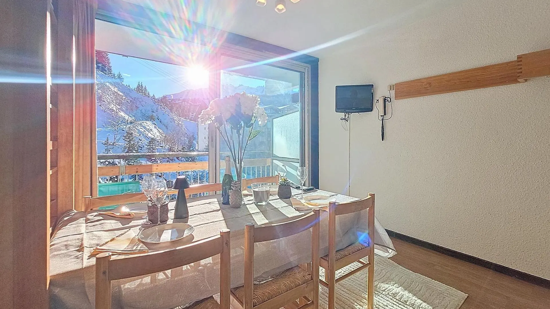 Courchevel 1650 - Mountain View - Snow Front 2S03 Apartment France