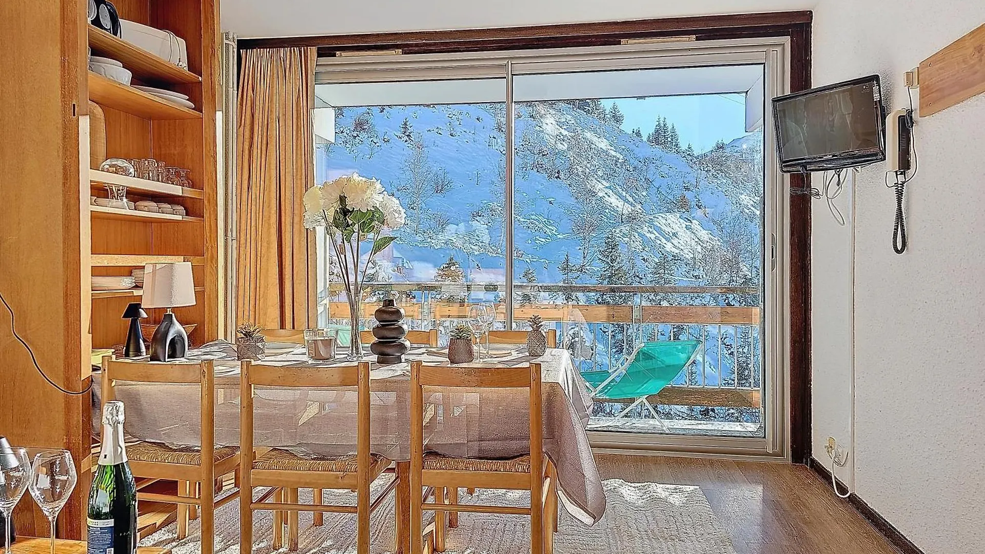 Courchevel 1650 - Mountain View - Snow Front 2S03 Apartment