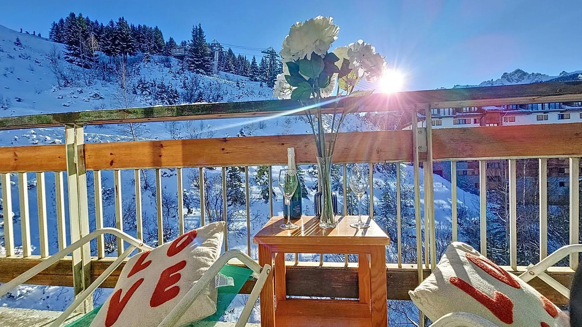 Courchevel 1650 - Mountain View - Snow Front 2S03 Apartment
